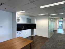 Oue Downtown (D1), Office #547800401